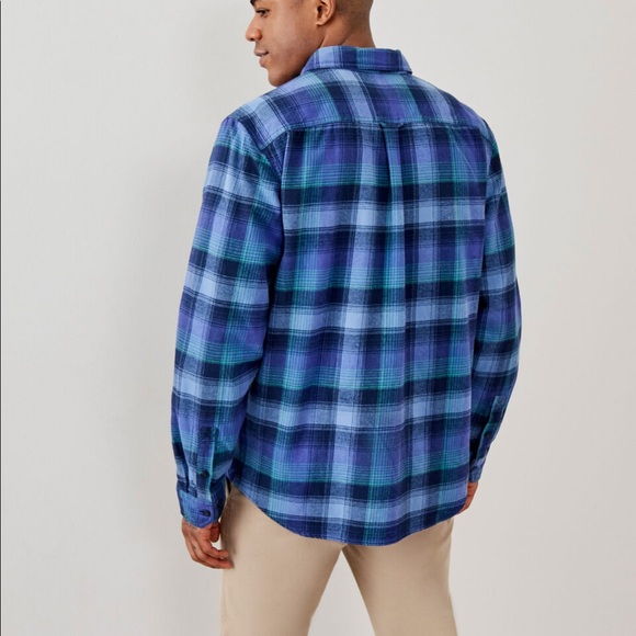 SOLD - Roots flannel dress shirt (mens large) - Picture 7 of 8